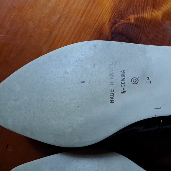 9 West 'Edwina' black shoes - Picture 6 of 8